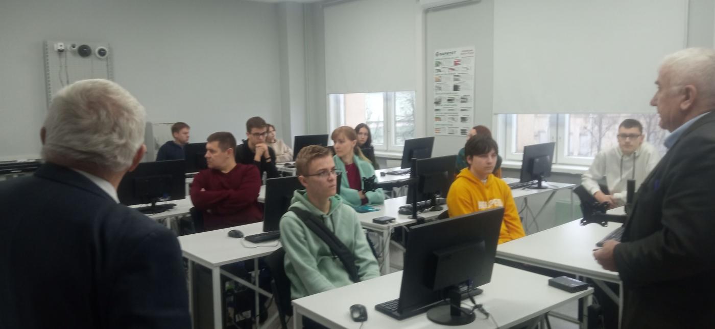 «Школы юных» на кафедрах ПСФ